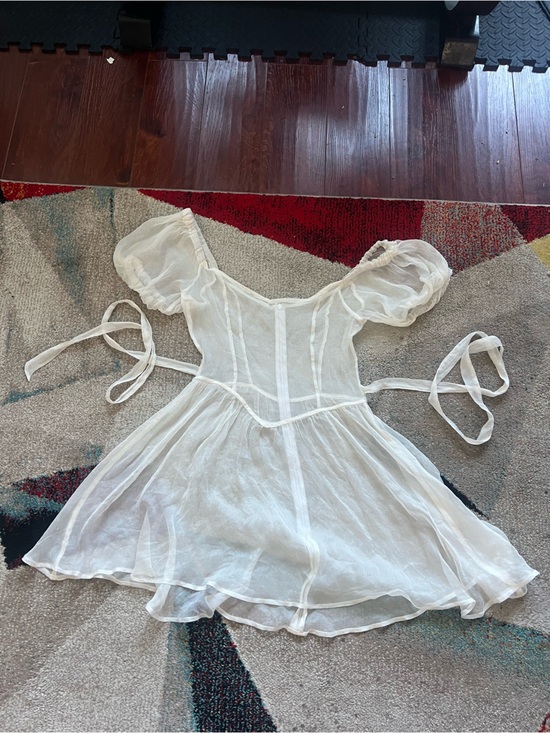 Fashion Brand Company Dresses & Skirts - VGUC Fashion Brand Company Sheer Virgin Dress in Cream Size Small